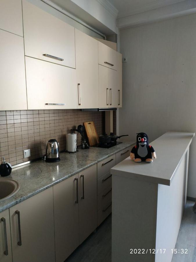 Apartment Sandra Tbilisi Buitenkant foto